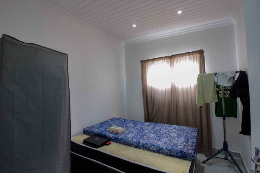 4 Bedroom Property for Sale in Wavecrest Eastern Cape